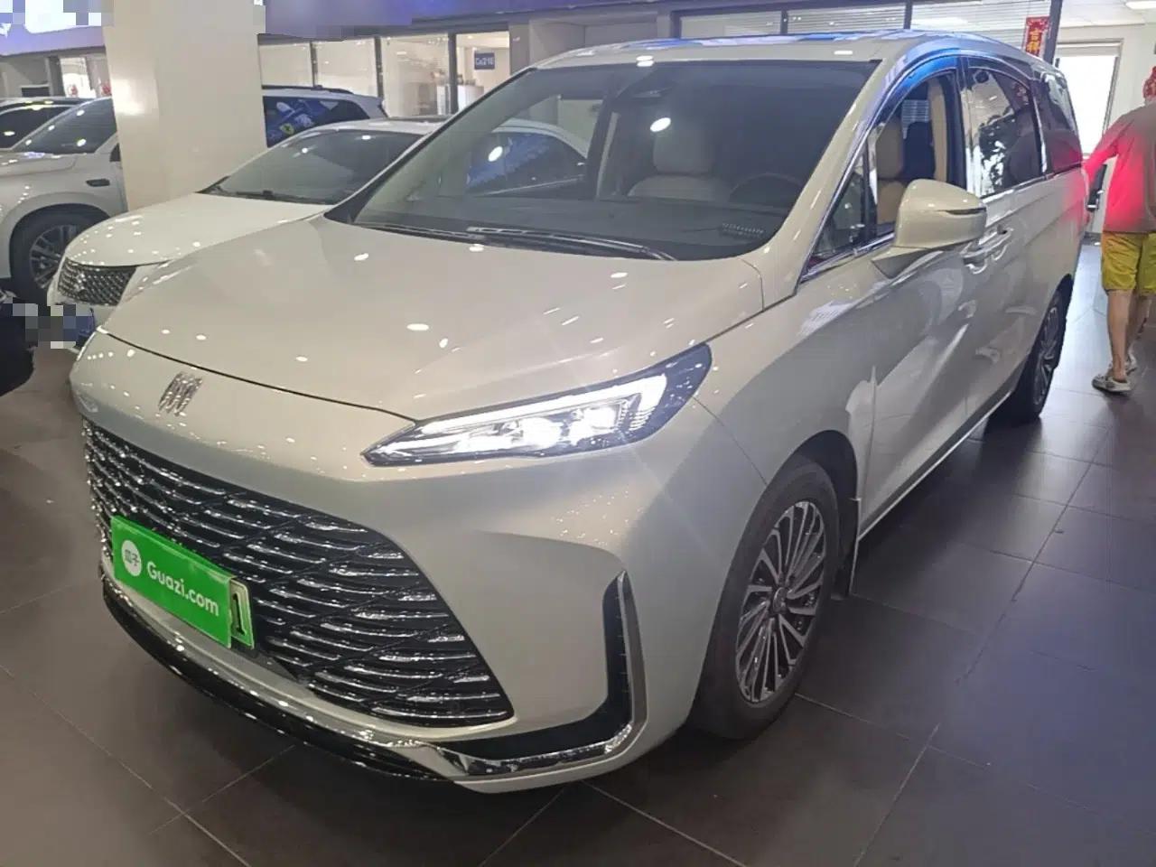 Buick GL8 New Energy 2025 Lu Shang Luxury Edition 7-Seater — миниатюра 1