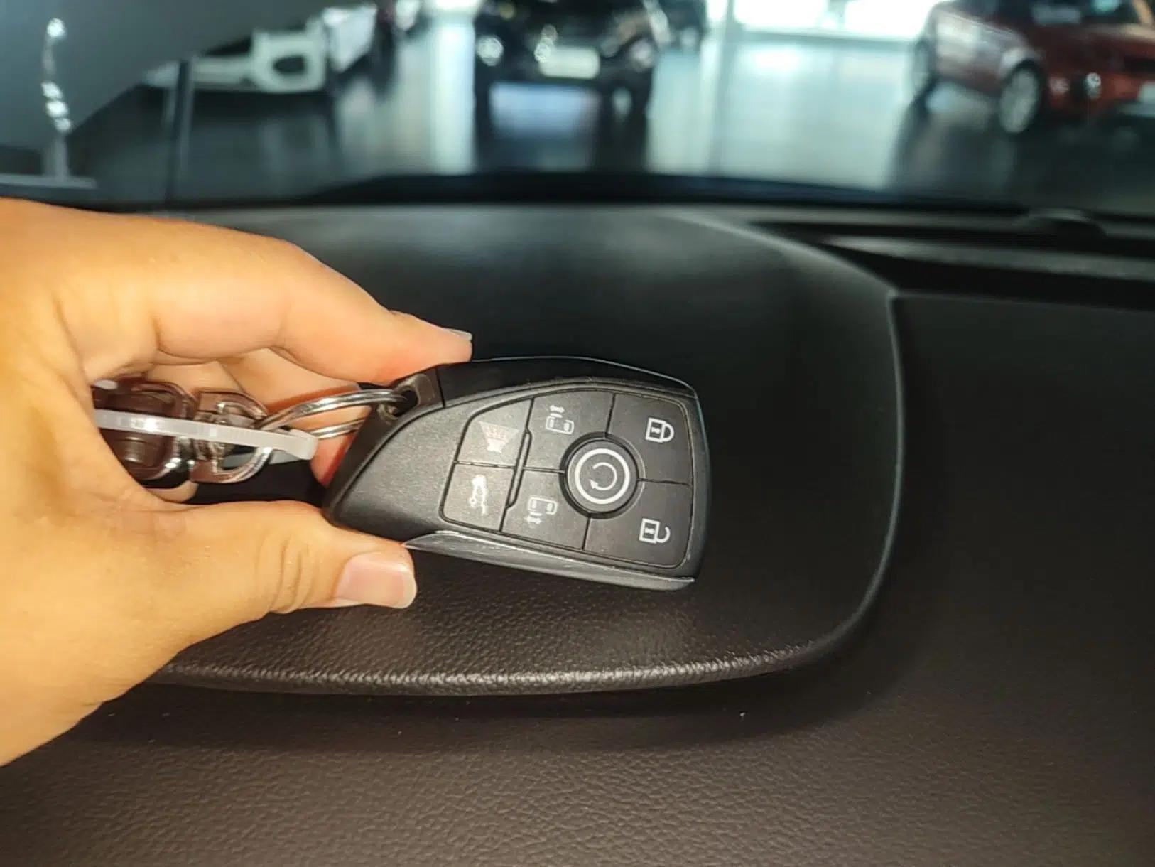 Buick GL8 New Energy 2025 Lu Shang Luxury Edition 7-Seater — миниатюра 28