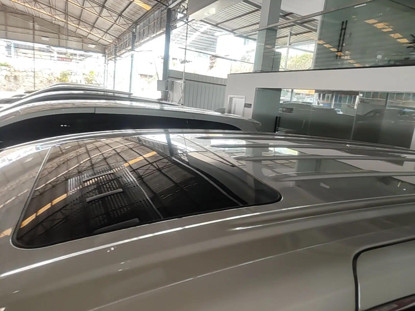 Buick GL8 New Energy 2025 Lu Shang Luxury Edition 7-Seater — миниатюра 7