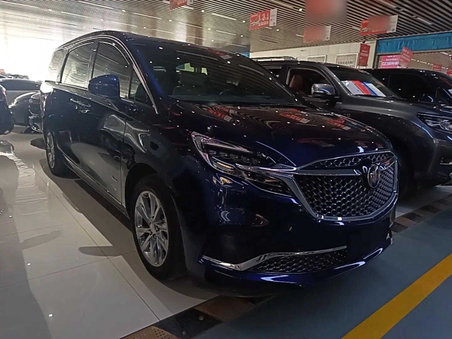 Buick GL8 2022 Avenir Avia Four-Seat Prestige Edition — миниатюра 3