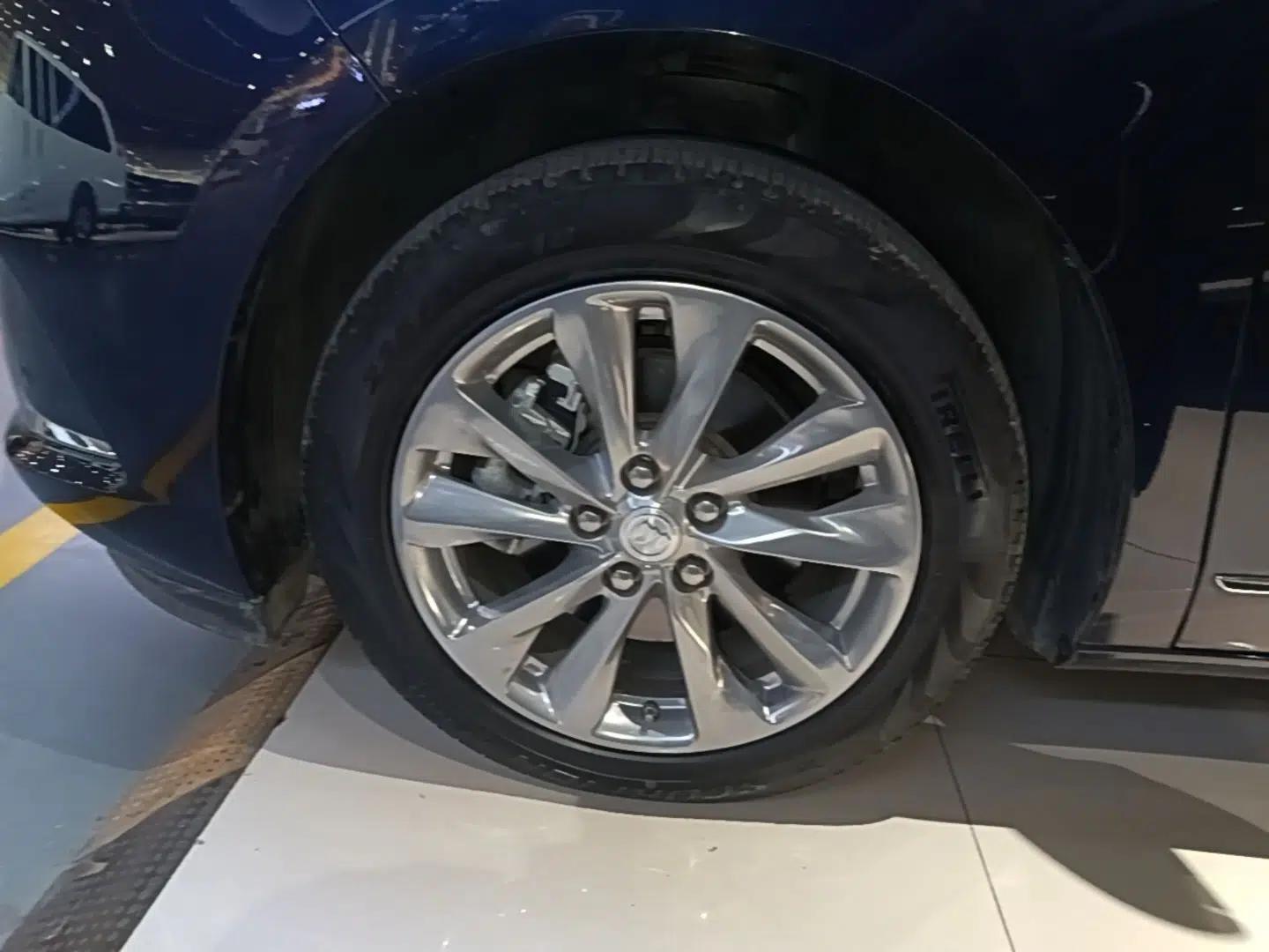 Buick GL8 2022 Avenir Avia Four-Seat Prestige Edition — миниатюра 10