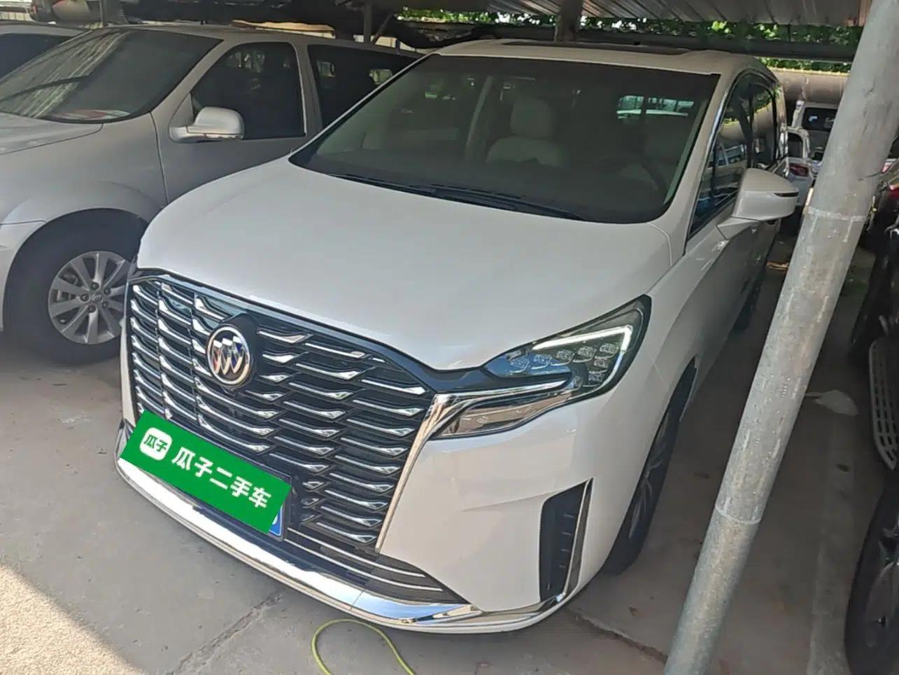Buick GL8 2023 ES Lu Zun Comfort Model — миниатюра 1