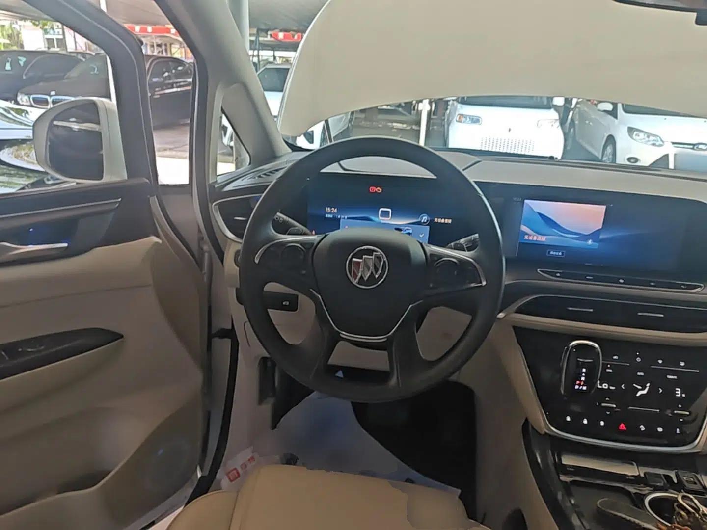 Buick GL8 2023 ES Lu Zun Comfort Model — миниатюра 13