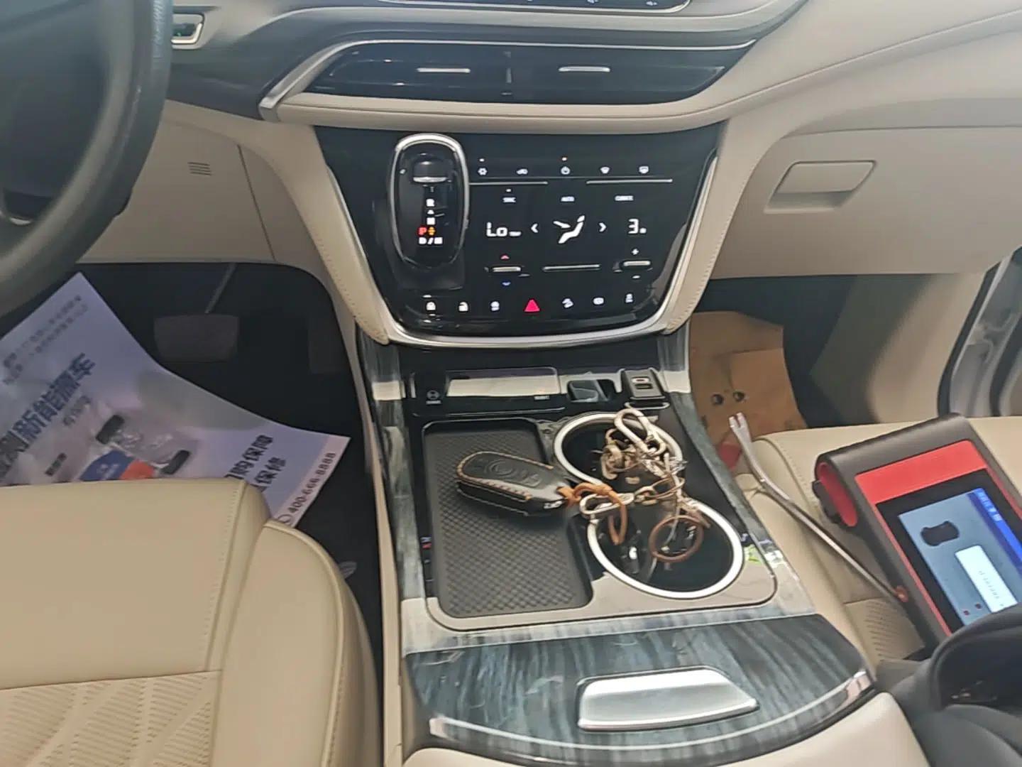 Buick GL8 2023 ES Lu Zun Comfort Model — миниатюра 16