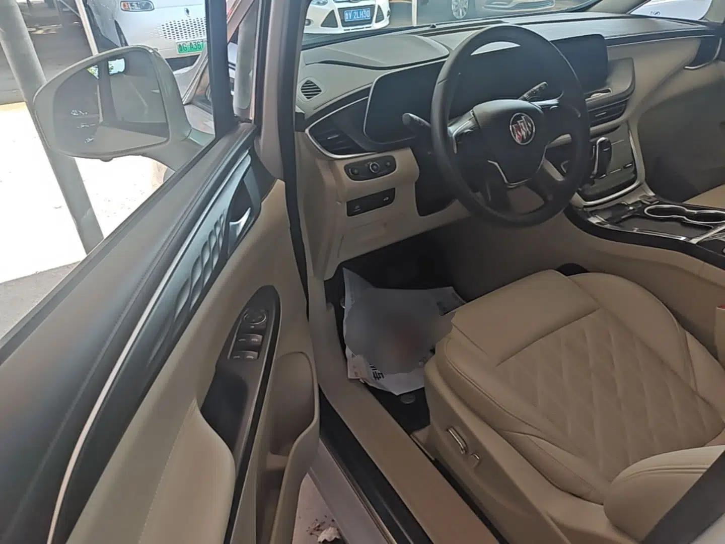 Buick GL8 2023 ES Lu Zun Comfort Model — миниатюра 18