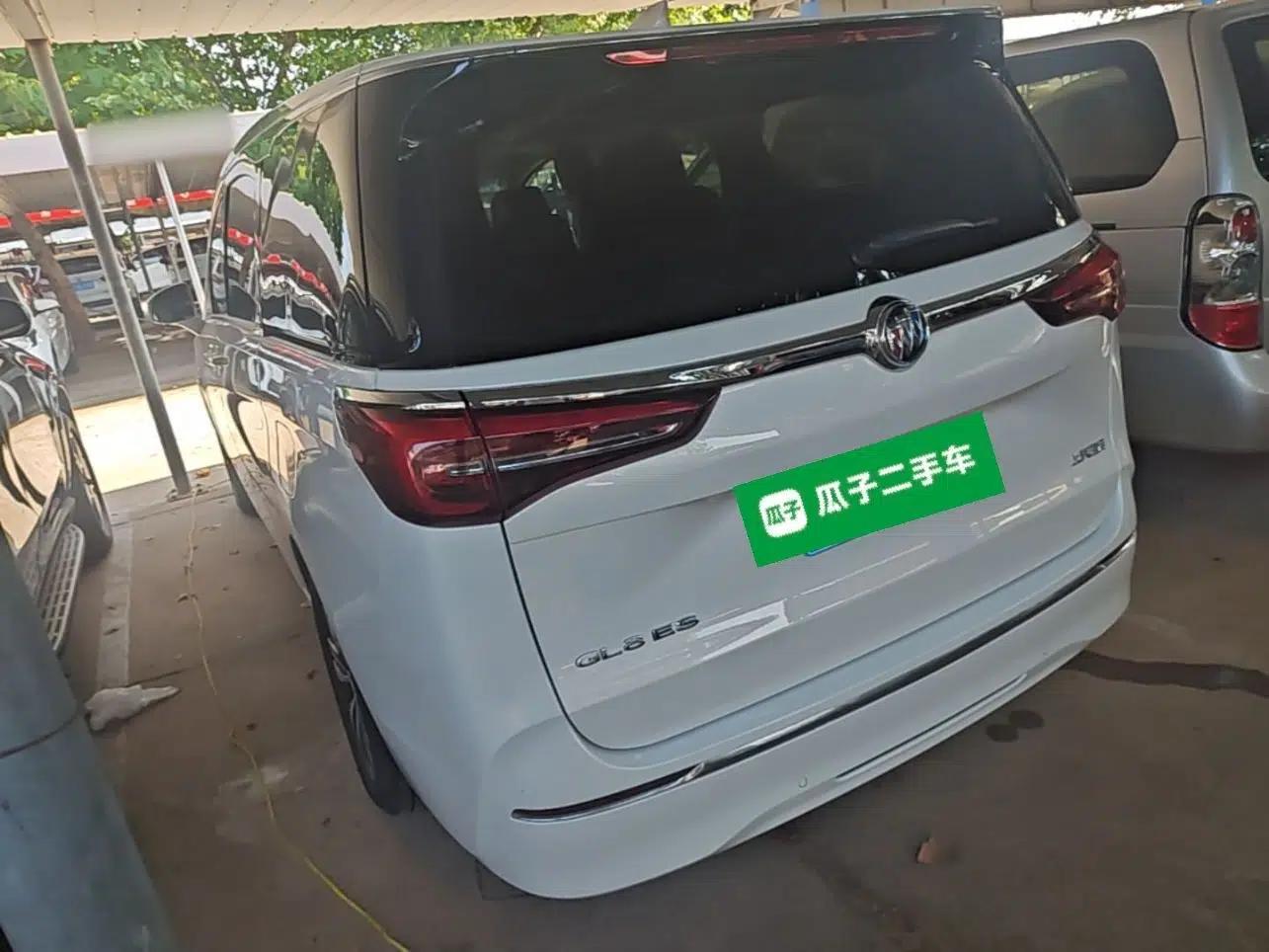 Buick GL8 2023 ES Lu Zun Comfort Model — миниатюра 4