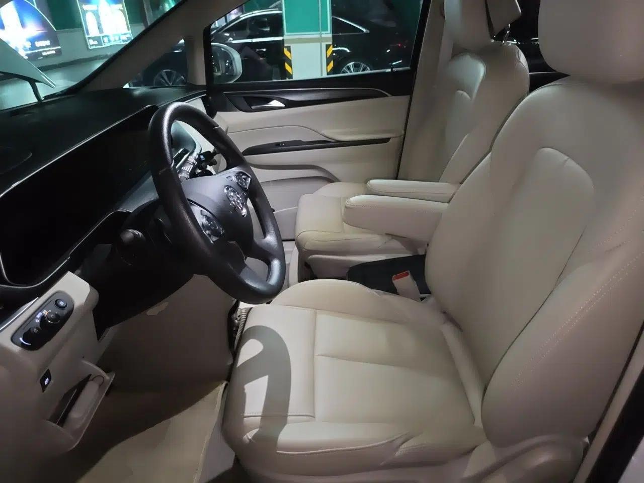 Buick GL8 2023 ES Lu Zun Comfort Model — миниатюра 15