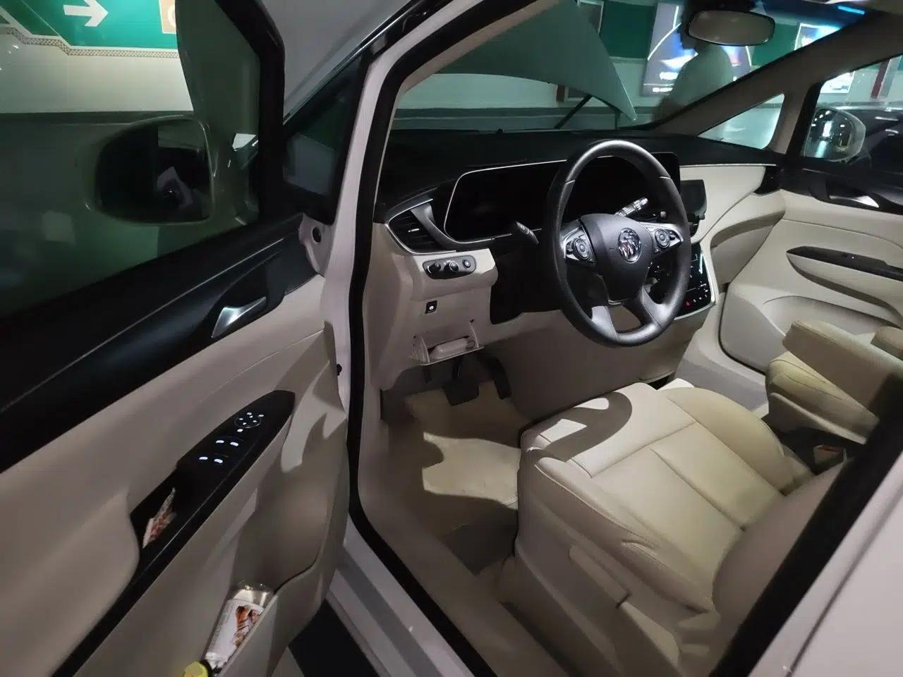 Buick GL8 2023 ES Lu Zun Comfort Model — миниатюра 16