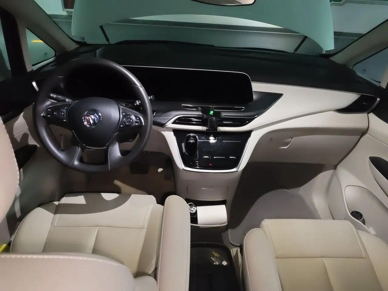 Buick GL8 2023 ES Lu Zun Comfort Model — миниатюра 9