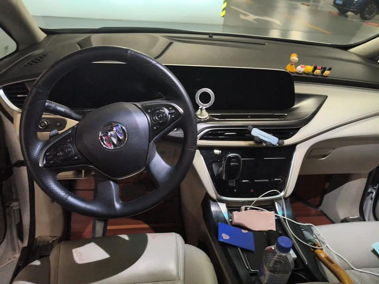 Buick GL8 2020 ES Land Cruiser 653T Comfort Edition — миниатюра 9