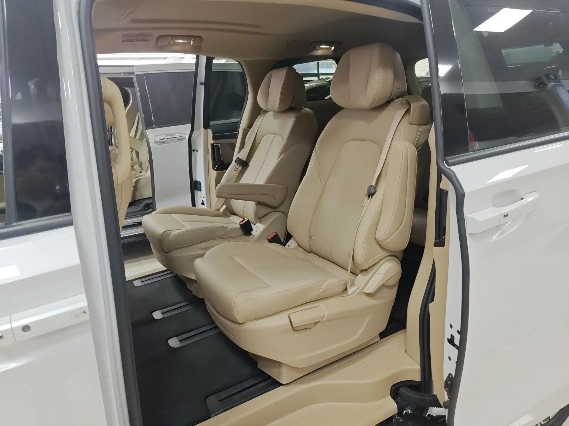 Buick GL8 New Energy 2025 Lushang First-Drive Edition 7-Seater — миниатюра 20