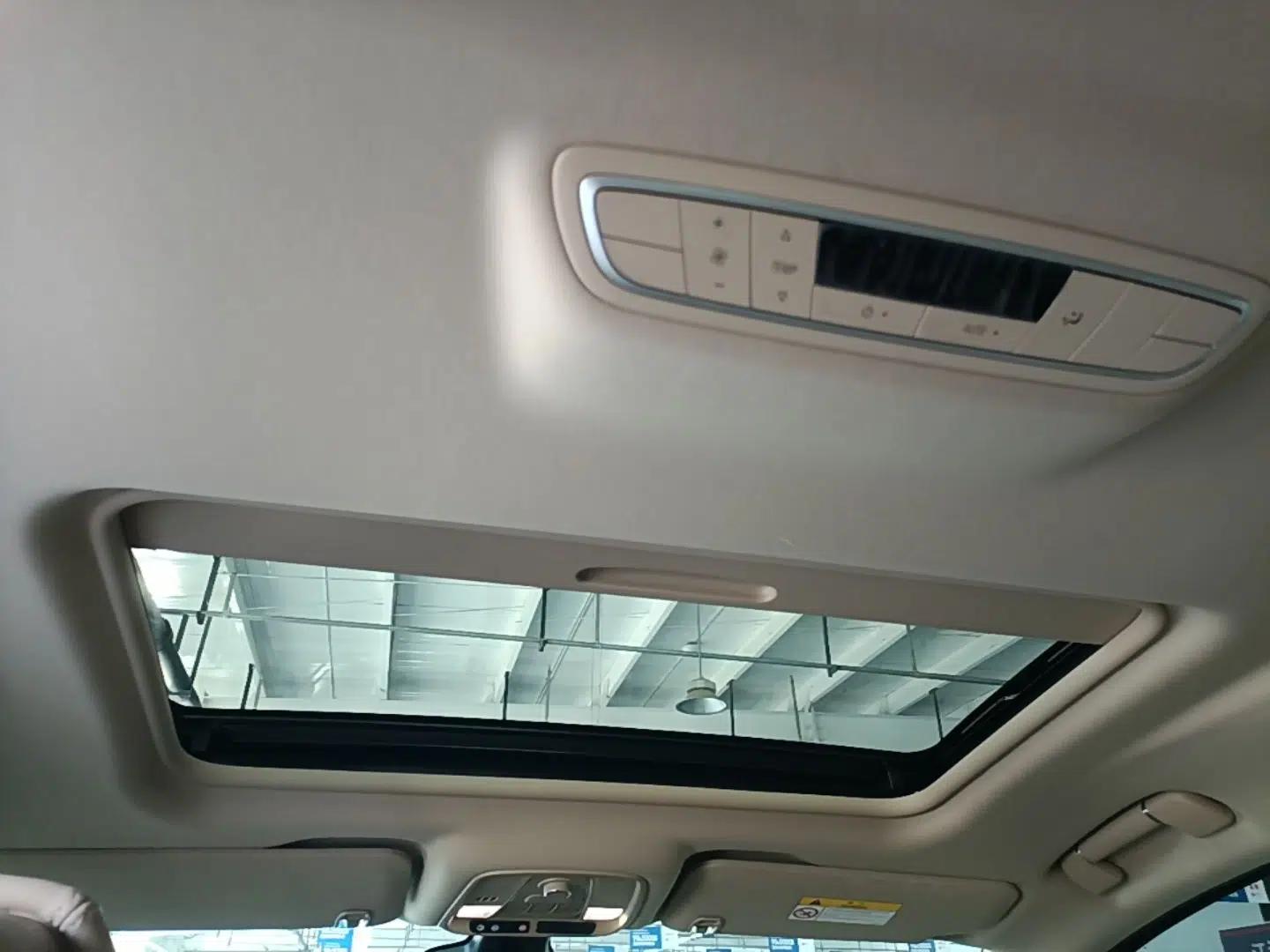 Buick GL8 New Energy 2025 Lu Shang Smart Enjoyment Edition 7-Seater — миниатюра 21
