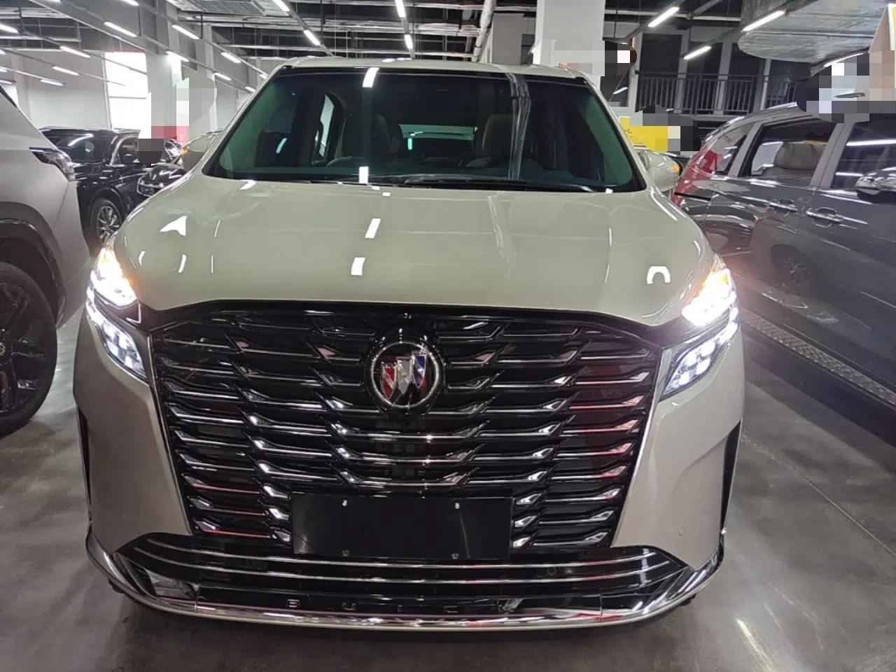 Buick GL8 2023 ES Lu Zun Deluxe Model — миниатюра 2