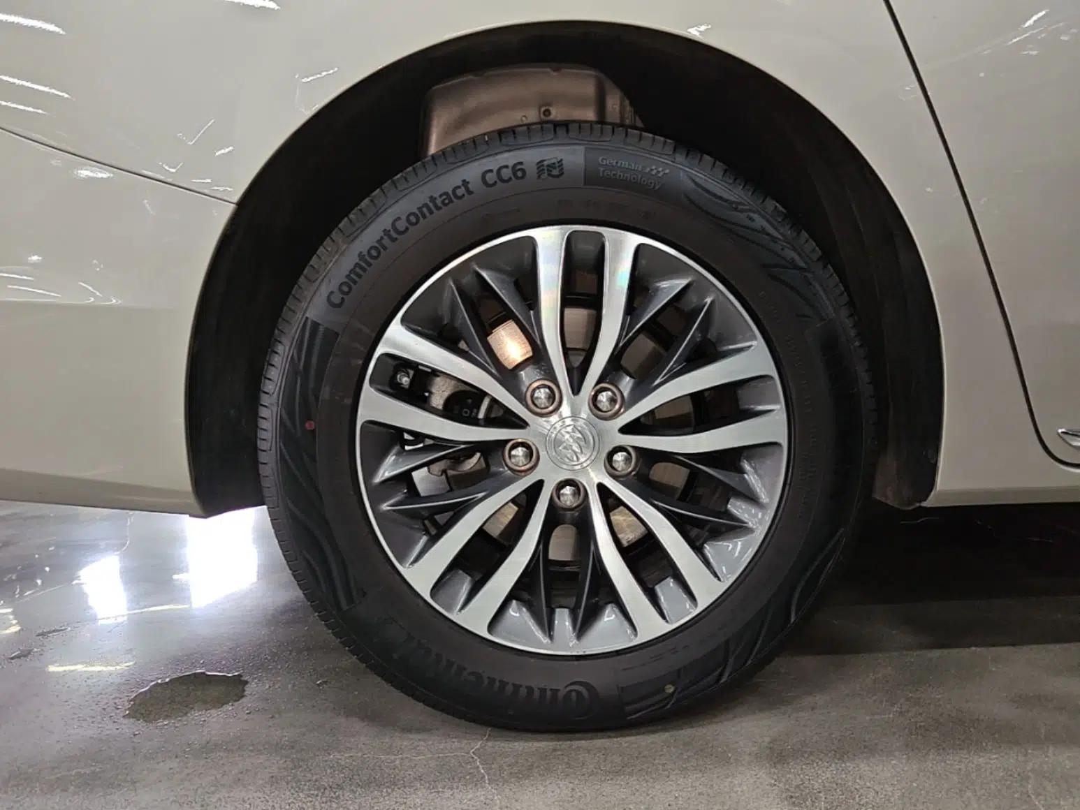 Buick GL8 2023 ES Lu Zun Deluxe Model — миниатюра 11
