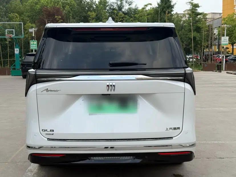 Buick GL8 New Energy 2024 Lu Zun Deluxe Edition 7-Seater — миниатюра 17