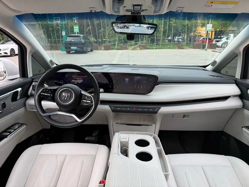 Buick GL8 New Energy 2024 Lu Zun Deluxe Edition 7-Seater — миниатюра 34