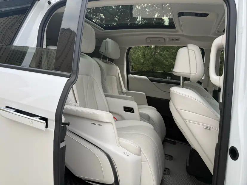 Buick GL8 New Energy 2024 Lu Zun Deluxe Edition 7-Seater — миниатюра 35