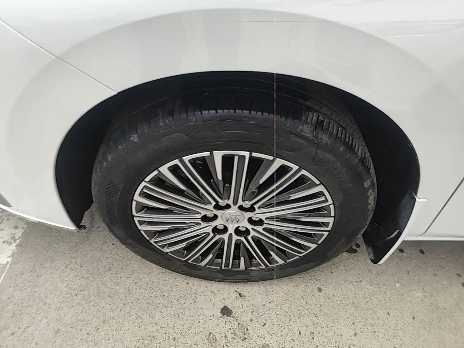 Buick GL8 New Energy 2024 Lu Zun Deluxe Edition 7-Seater — миниатюра 10