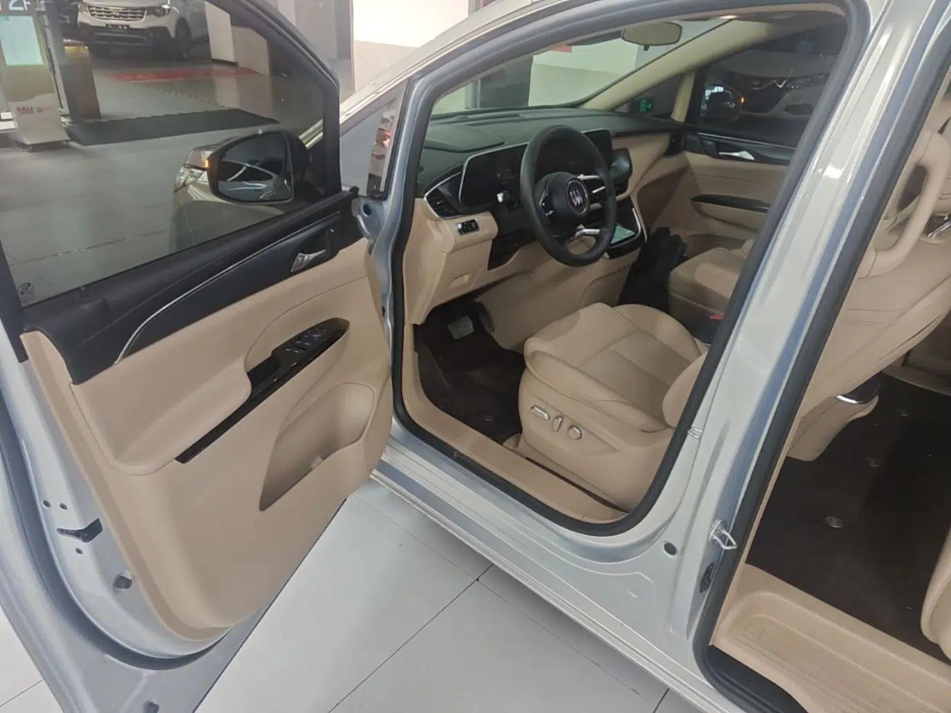 Buick GL8 New Energy 2025 Lu Shang Luxury Edition 7-Seater — миниатюра 18