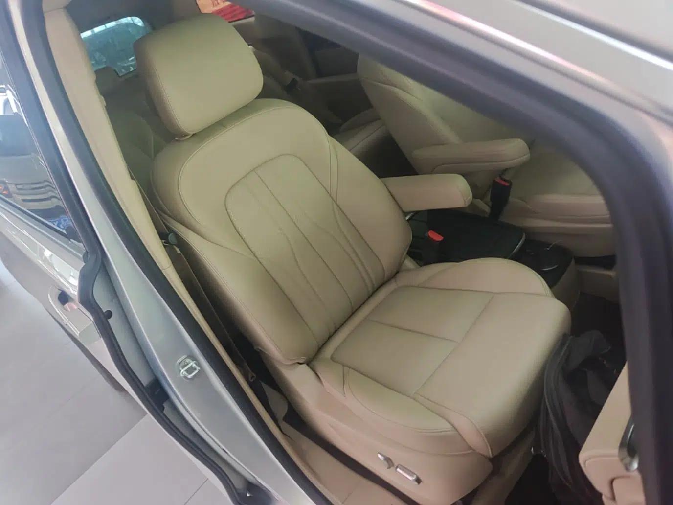 Buick GL8 New Energy 2025 Lu Shang Luxury Edition 7-Seater — миниатюра 19