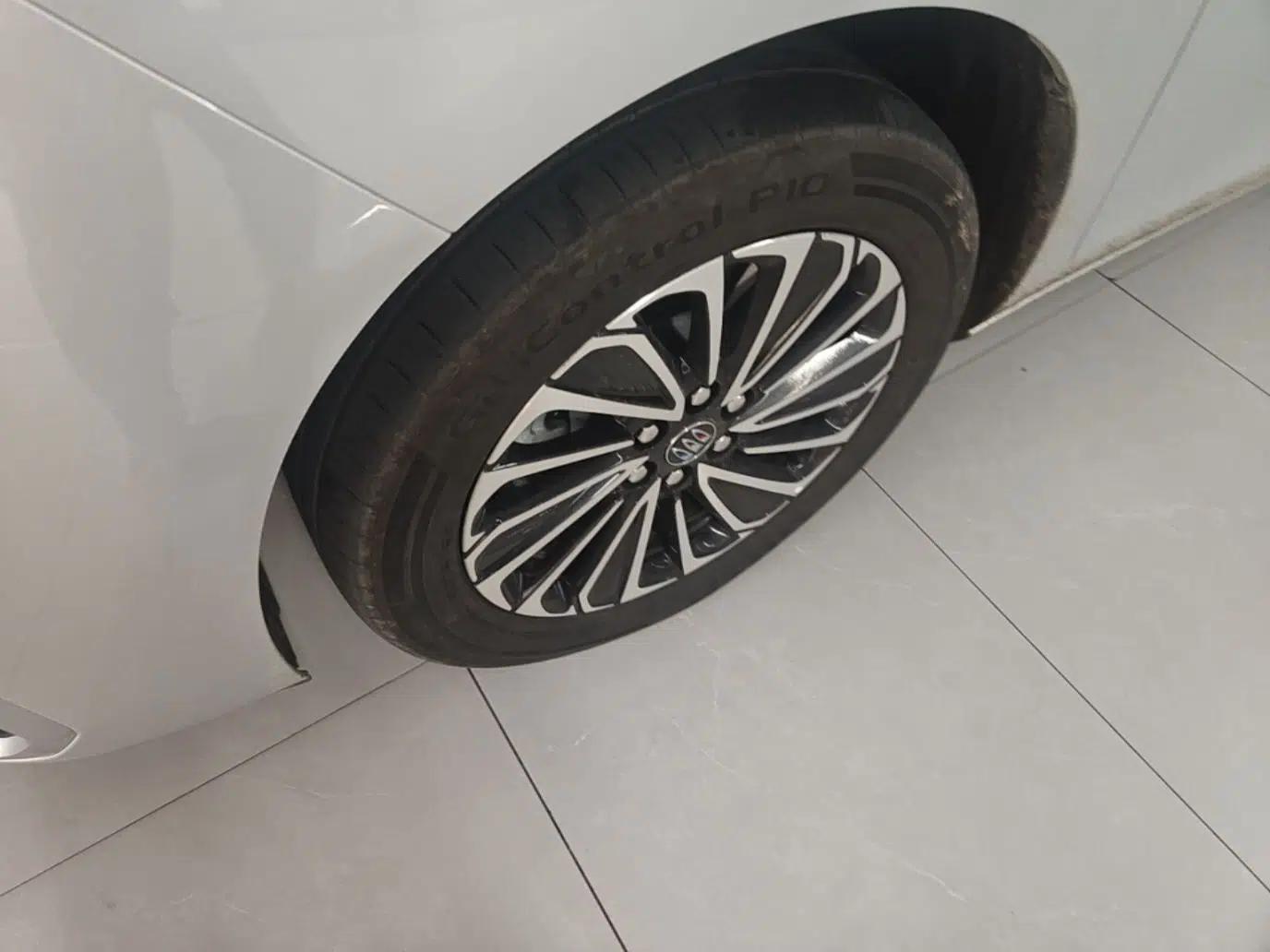 Buick GL8 New Energy 2025 Lu Shang Luxury Edition 7-Seater — миниатюра 10