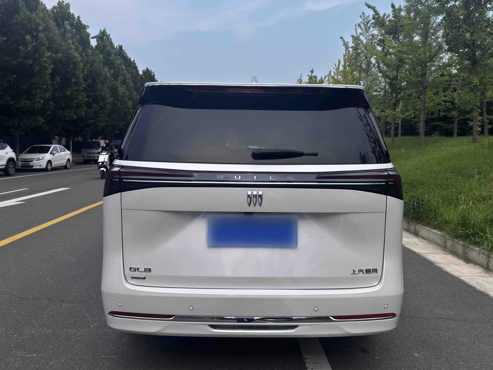 Buick GL8 New Energy 2025 Lu Shang Luxury Edition 7-Seater — миниатюра 16
