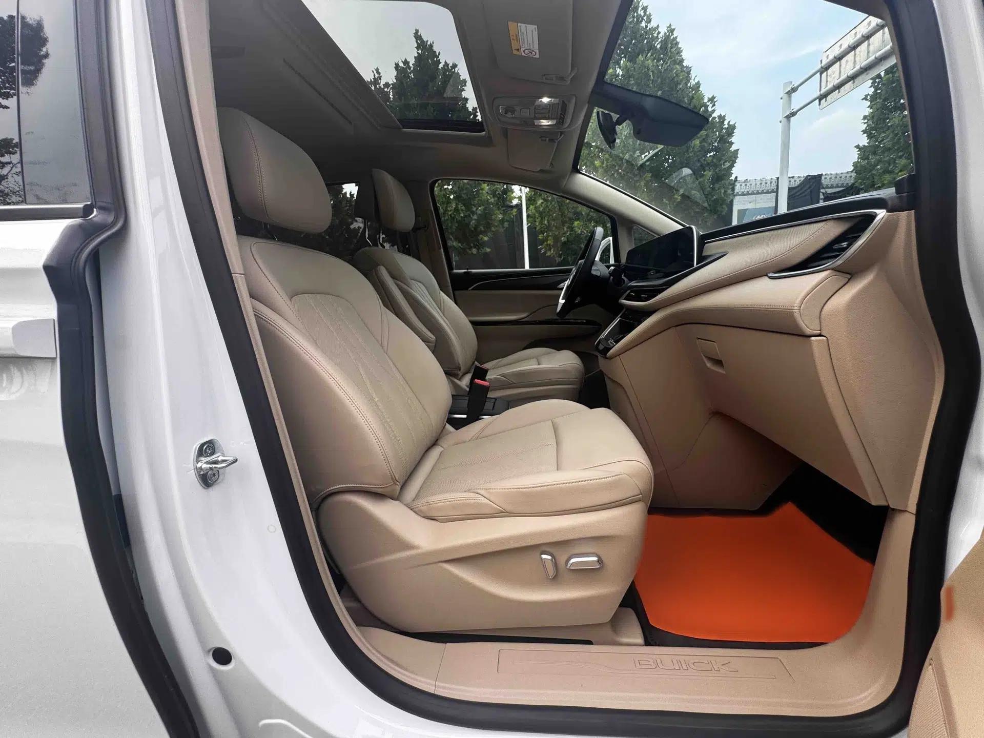 Buick GL8 New Energy 2025 Lu Shang Luxury Edition 7-Seater — миниатюра 27