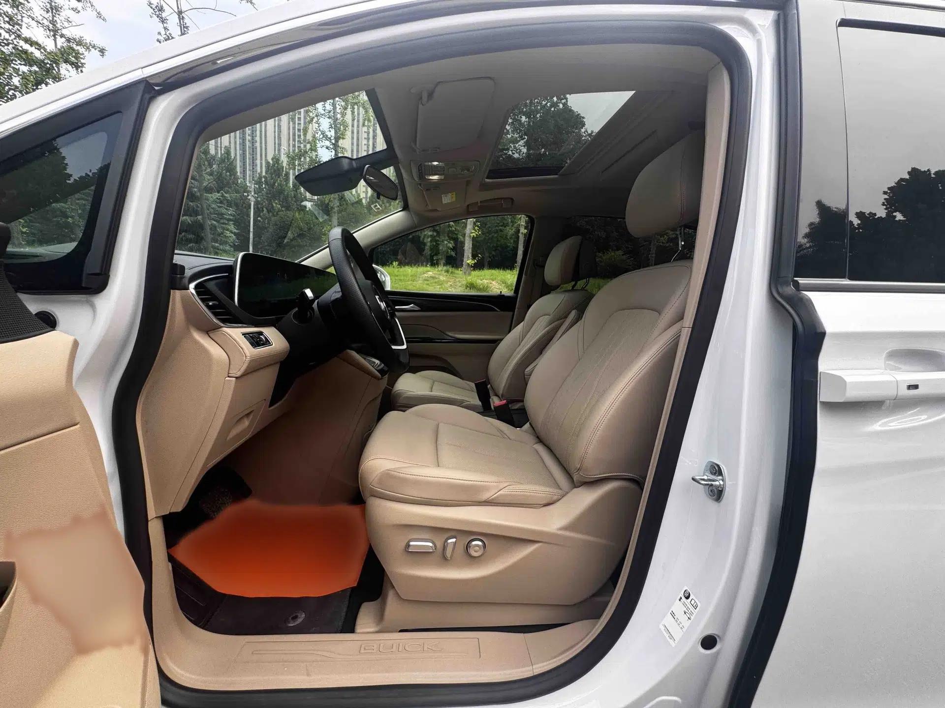 Buick GL8 New Energy 2025 Lu Shang Luxury Edition 7-Seater — миниатюра 31