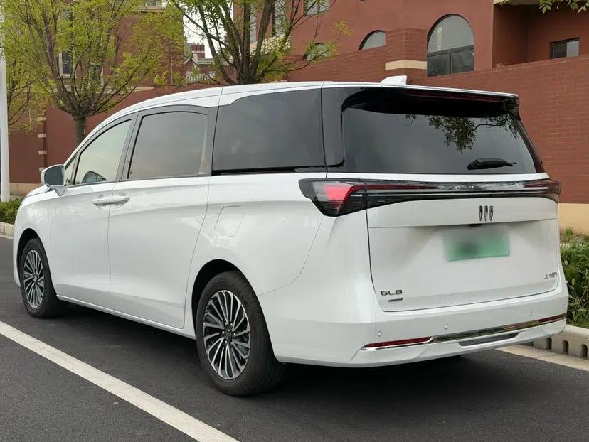 Buick GL8 New Energy 2025 Lu Shang Luxury Edition 7-Seater — миниатюра 16