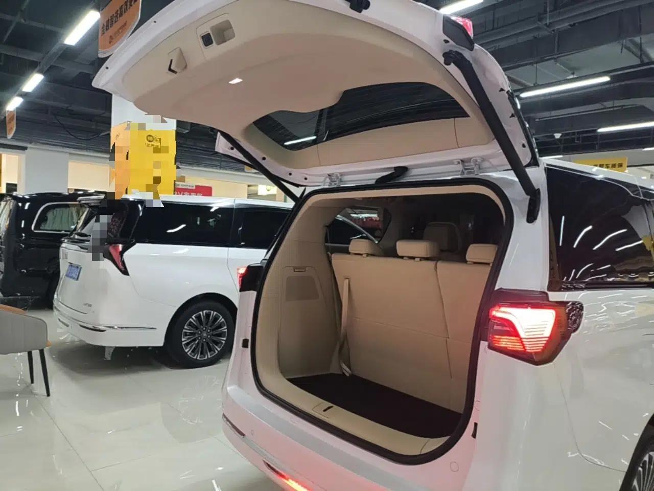 Buick GL8 New Energy 2025 Lu Shang Smart Enjoyment Edition 7-Seater — миниатюра 22