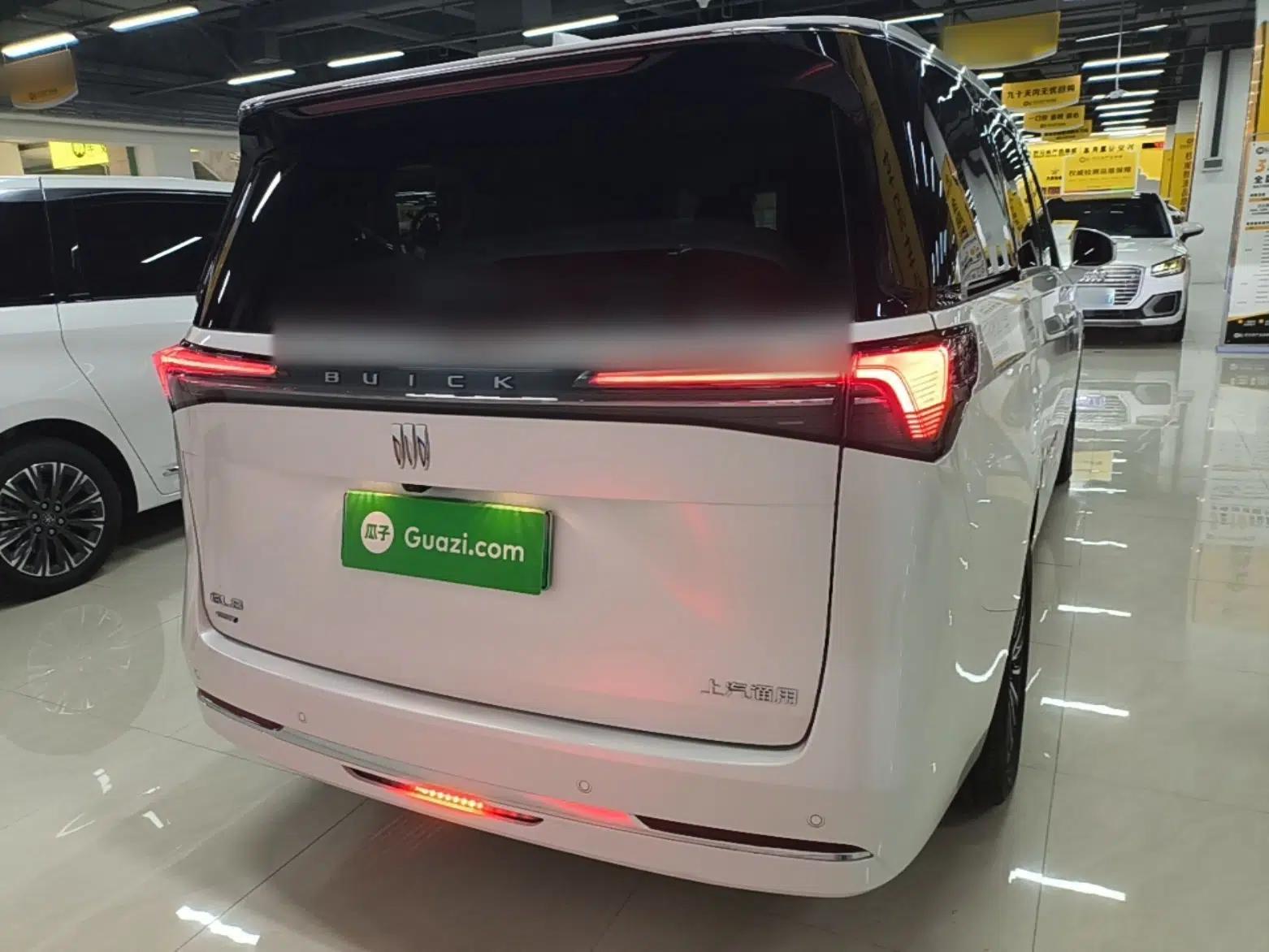 Buick GL8 New Energy 2025 Lu Shang Smart Enjoyment Edition 7-Seater — миниатюра 5
