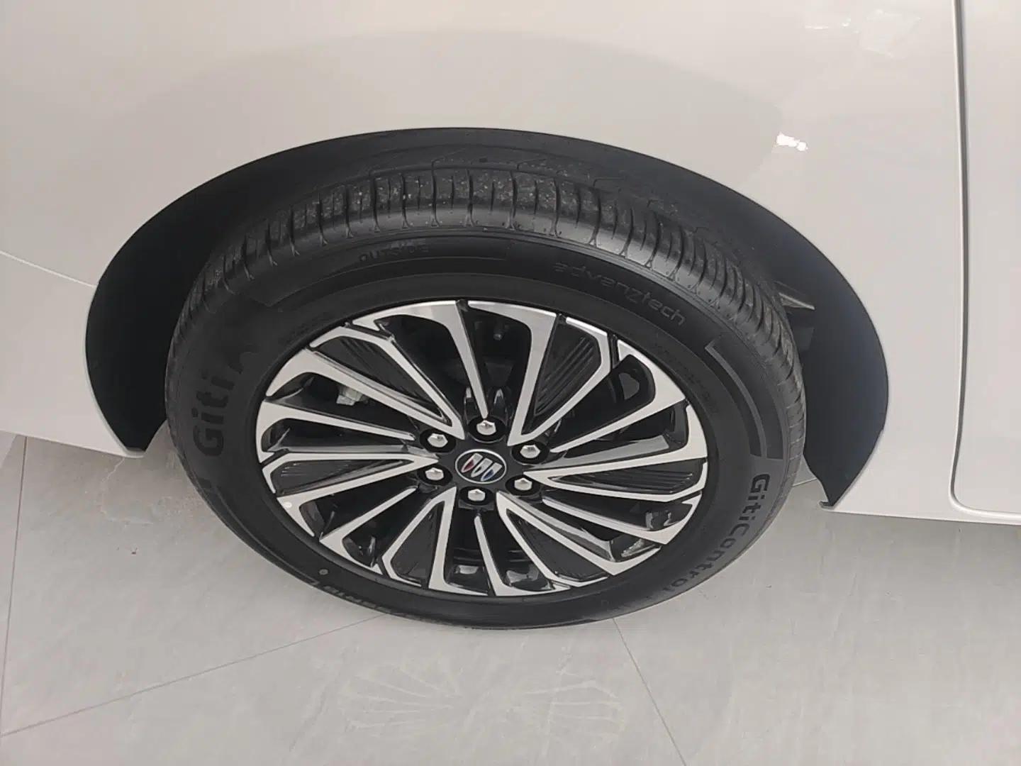 Buick GL8 New Energy 2025 Lu Shang Luxury Edition 7-Seater — миниатюра 11