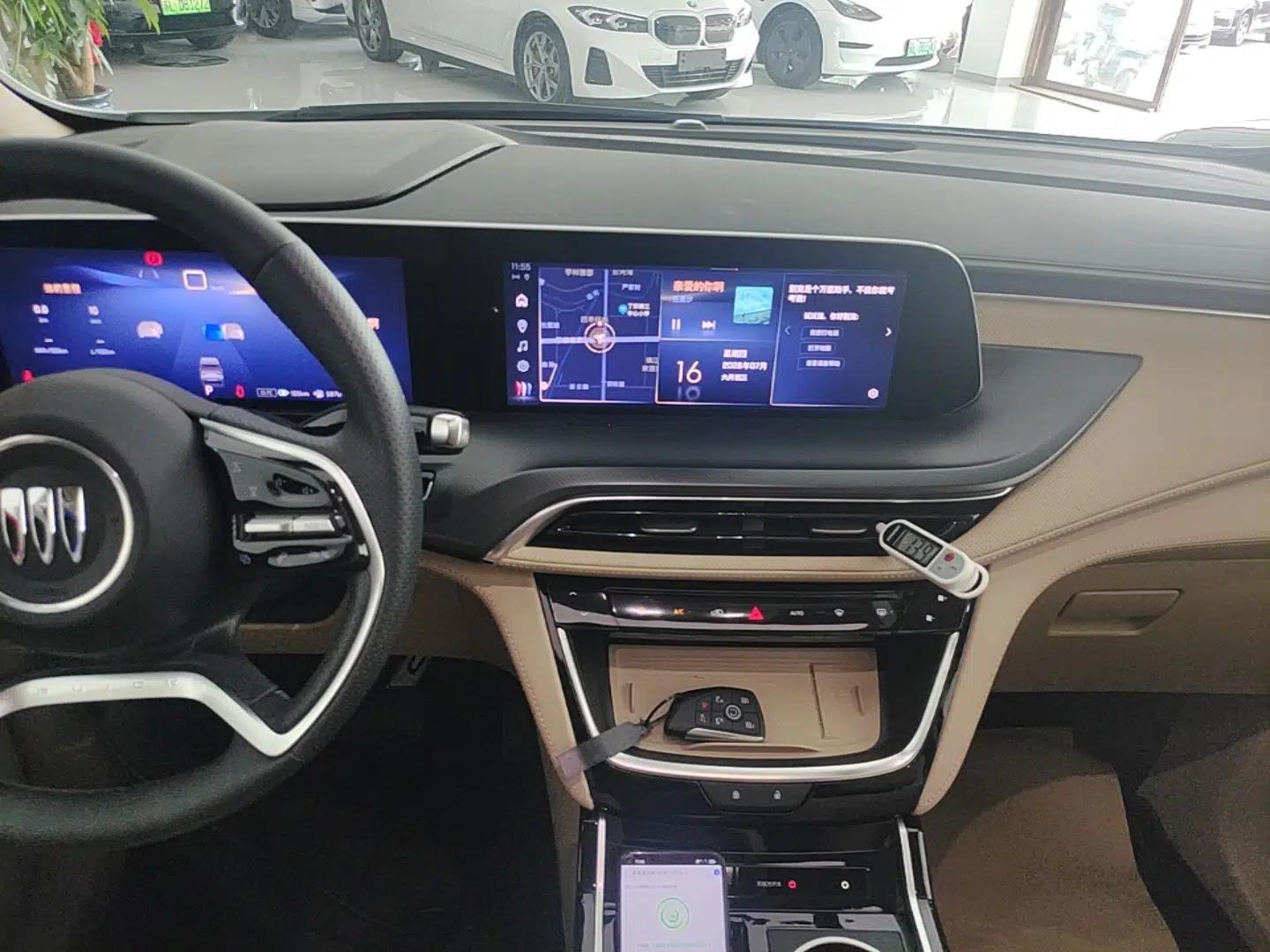 Buick GL8 New Energy 2025 Lu Shang Luxury Edition 7-Seater — миниатюра 15