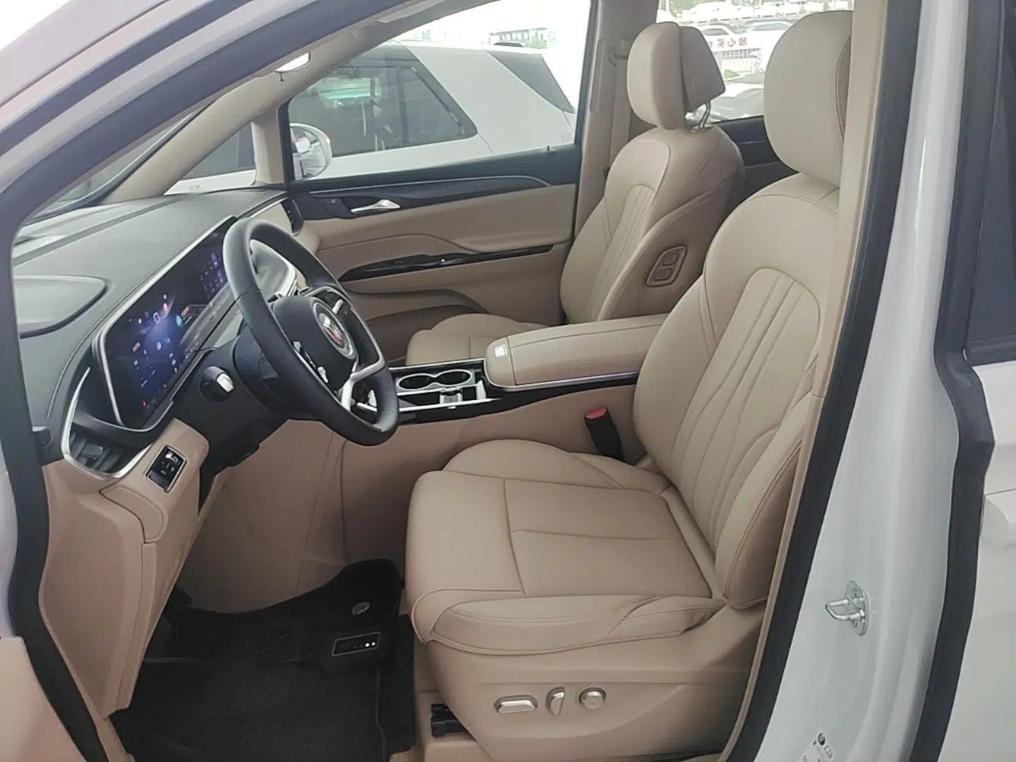 Buick GL8 New Energy 2025 Lu Shang Luxury Edition 7-Seater — миниатюра 17