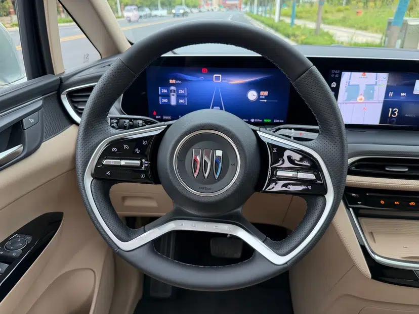 Buick GL8 New Energy 2025 Lu Shang Luxury Edition 7-Seater — миниатюра 35