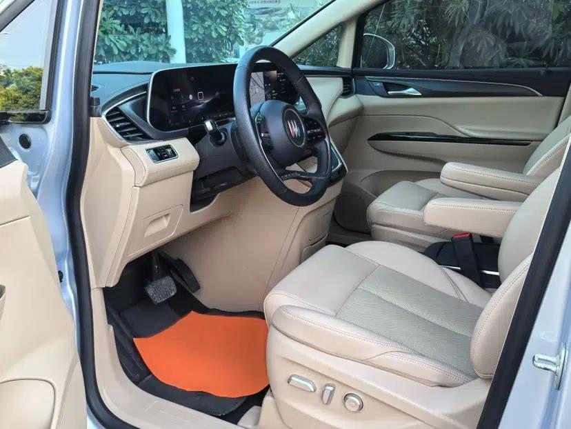 Buick GL8 New Energy 2025 Lu Shang Luxury Edition 7-Seater — миниатюра 33