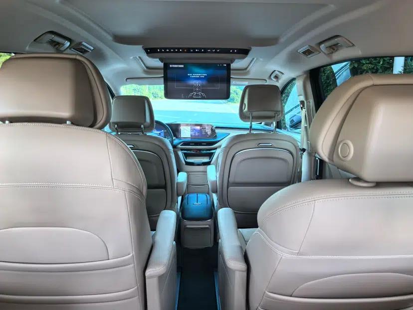 Buick GL8 New Energy 2025 Lu Shang Luxury Edition 7-Seater — миниатюра 37