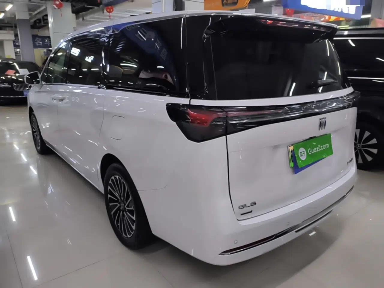 Buick GL8 New Energy 2025 Lu Shang Luxury Edition 7-Seater — миниатюра 4