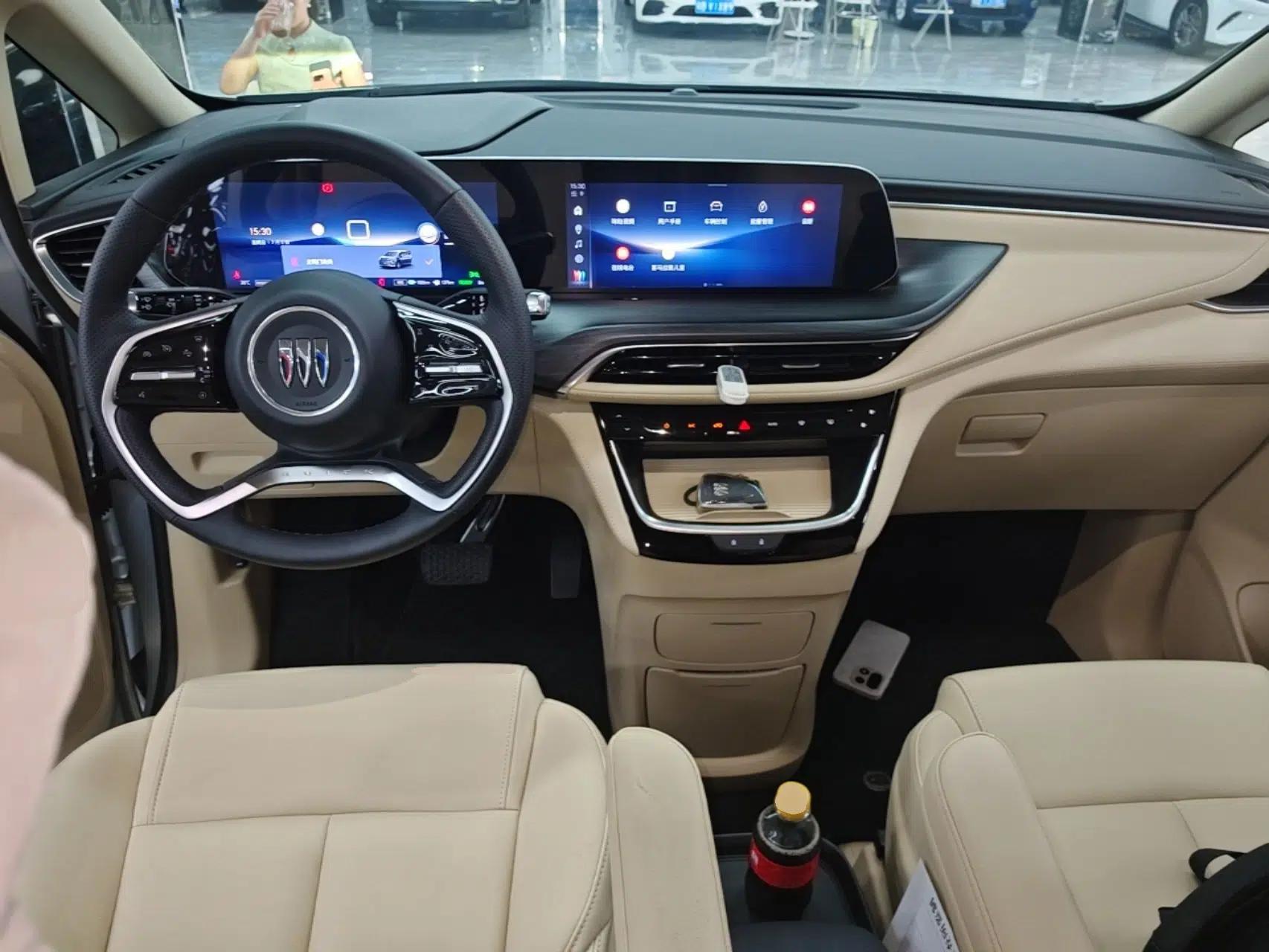 Buick GL8 New Energy 2025 Lu Shang Smart Enjoyment Edition 7-Seater — миниатюра 12