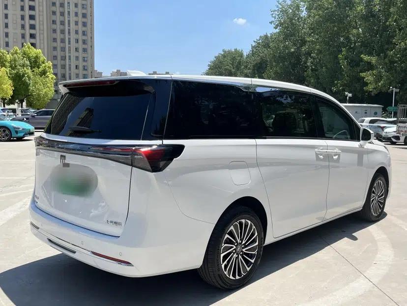 Buick GL8 New Energy 2025 Lu Shang Smart Enjoyment Edition 7-Seater — миниатюра 16