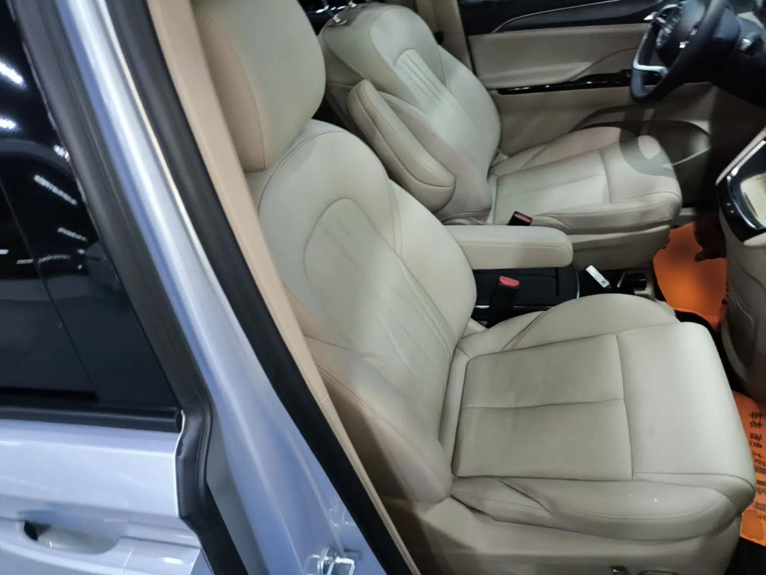Buick GL8 New Energy 2025 Lu Shang Luxury Edition 7-Seater — миниатюра 31