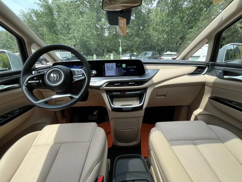 Buick GL8 New Energy 2025 Lu Shang Luxury Edition 7-Seater — миниатюра 39