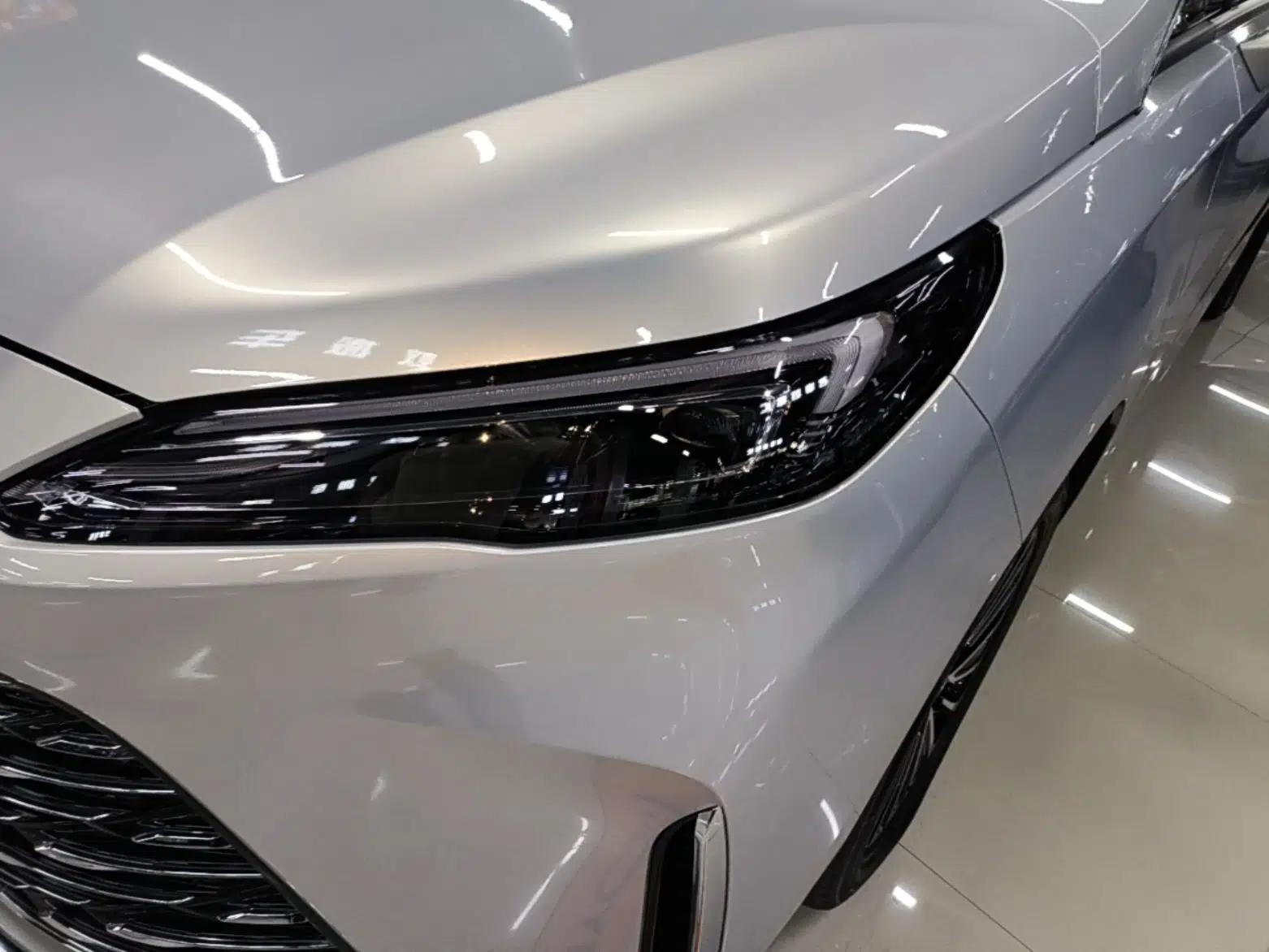 Buick GL8 New Energy 2025 Lu Shang Luxury Edition 7-Seater — миниатюра 8
