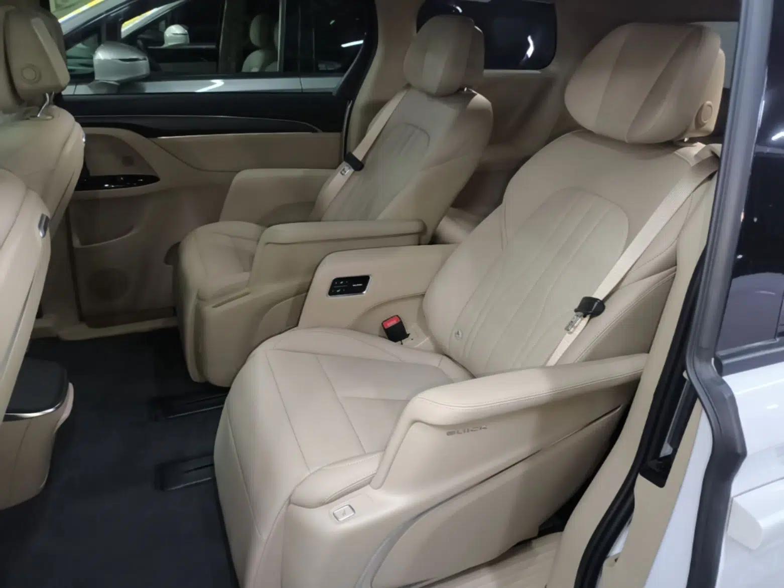 Buick GL8 New Energy 2025 Lu Shang Luxury Edition 7-Seater — миниатюра 32