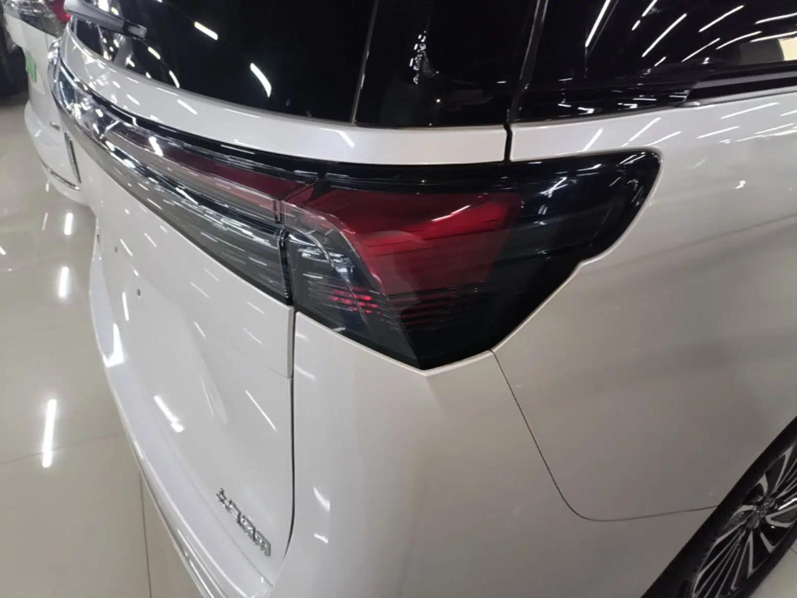 Buick GL8 New Energy 2025 Lu Shang Luxury Edition 7-Seater — миниатюра 9