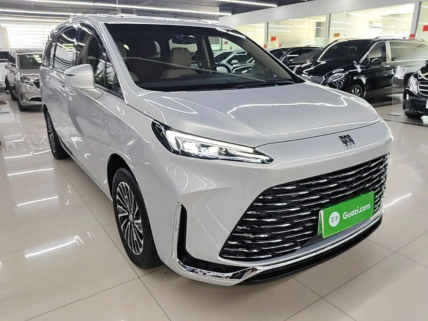 Buick GL8 New Energy 2025 Lushang First-Drive Edition 7-Seater — миниатюра 3