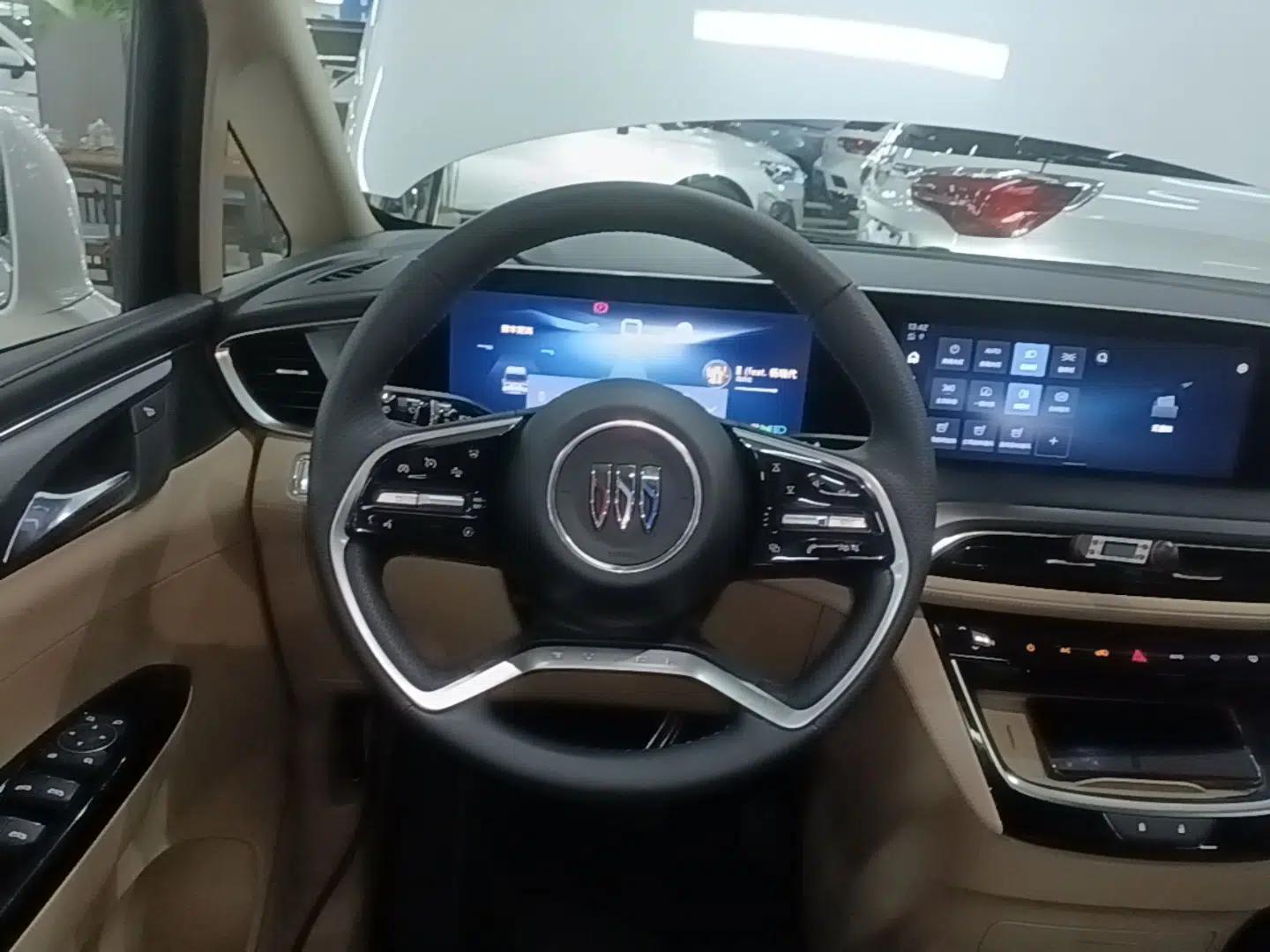 Buick GL8 New Energy 2025 Lu Shang Luxury Edition 7-Seater — миниатюра 13