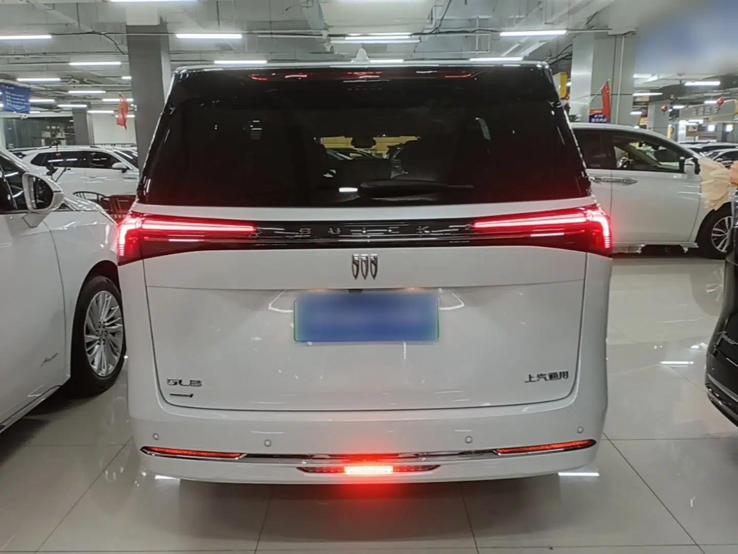 Buick GL8 New Energy 2025 Lu Shang Luxury Edition 7-Seater — миниатюра 5