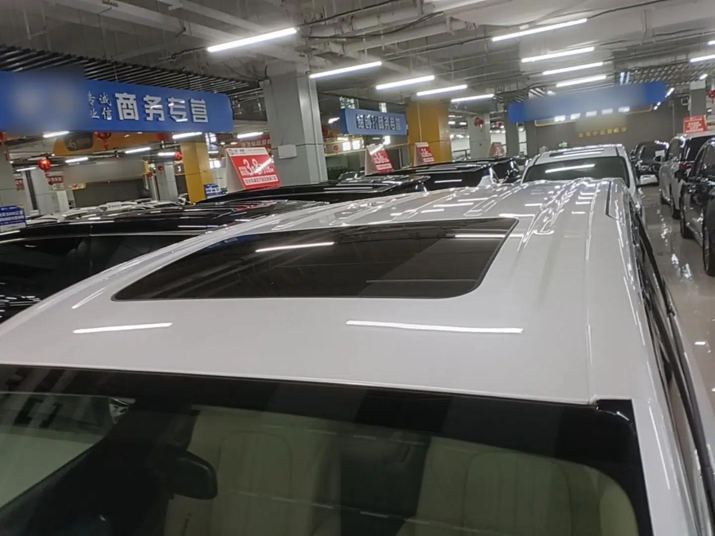 Buick GL8 New Energy 2025 Lu Shang Luxury Edition 7-Seater — миниатюра 7
