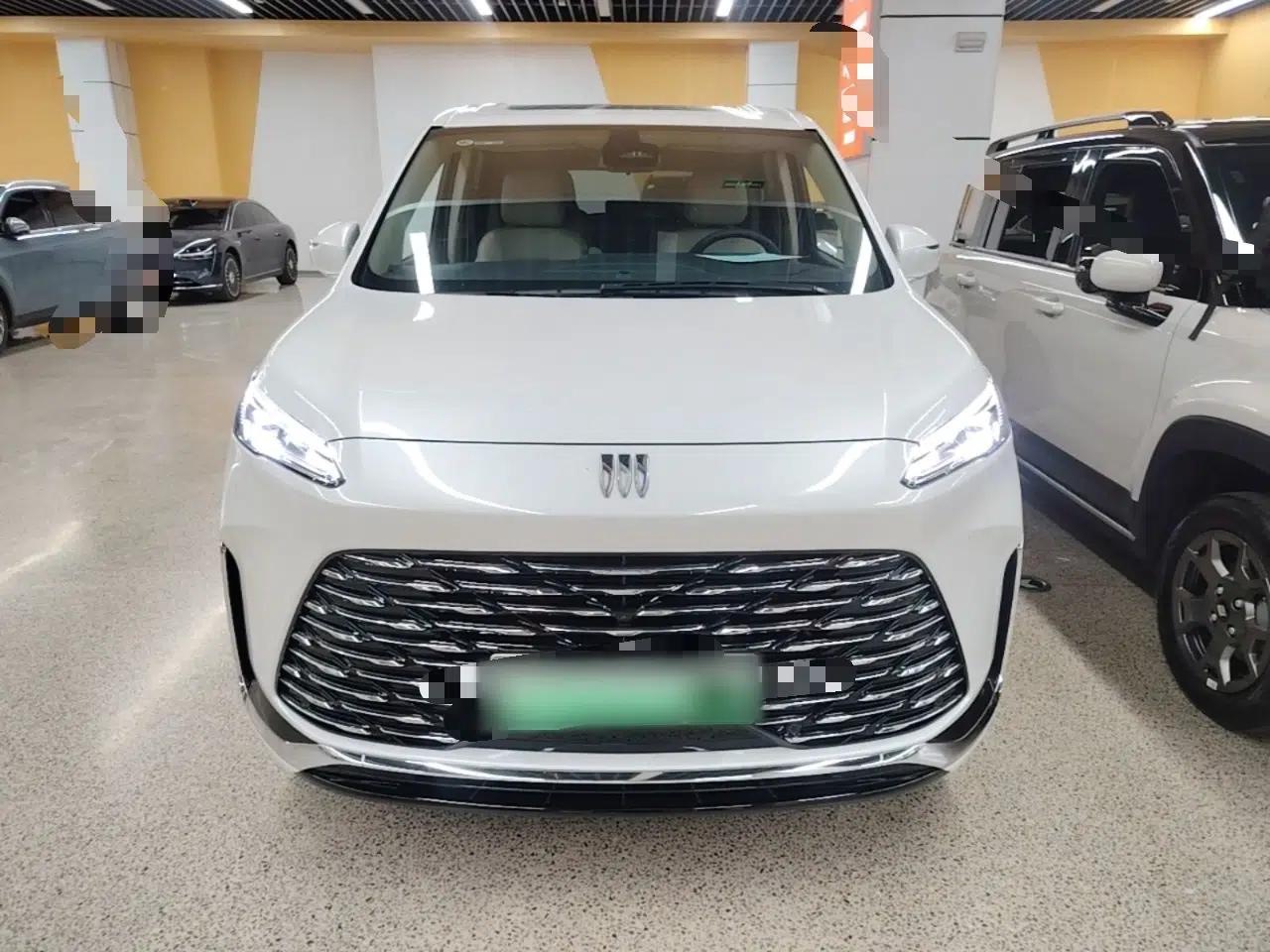Buick GL8 New Energy 2025 Lu Shang Luxury Edition 7-Seater — миниатюра 2